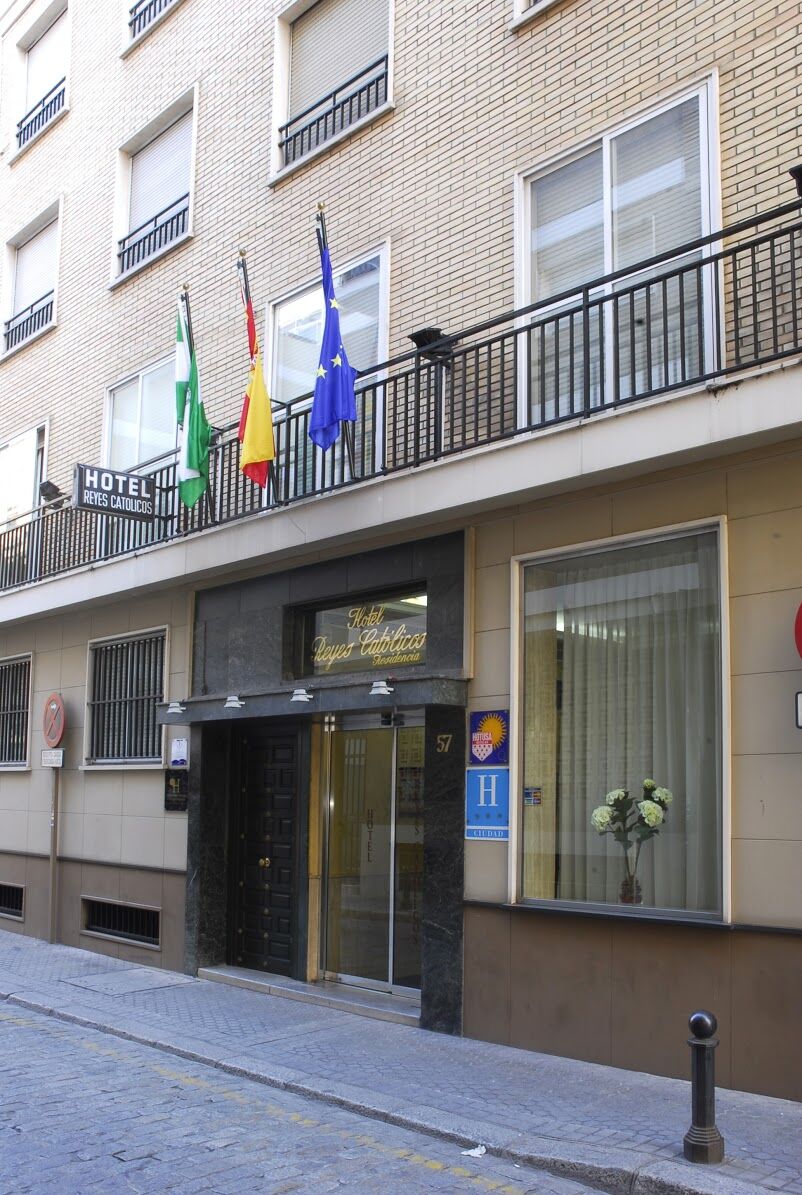 Reyes Catolicos Hotel Seville Exterior photo